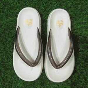 ট্রেন্ডি লেডিস ফ্লিপ-ফ্লপ স্যান্ডেল (ব্ল্যাক ও হোয়াইট কালার) ( সাইজ 40-44 )